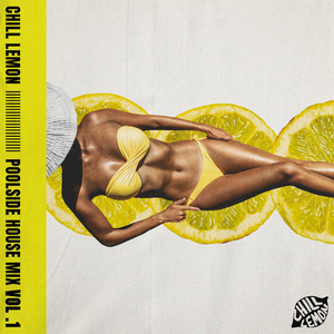 美女露出㊙️胸奶头亲吻
