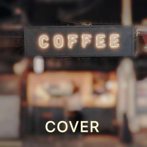 美女露出㊙️胸奶头亲吻
